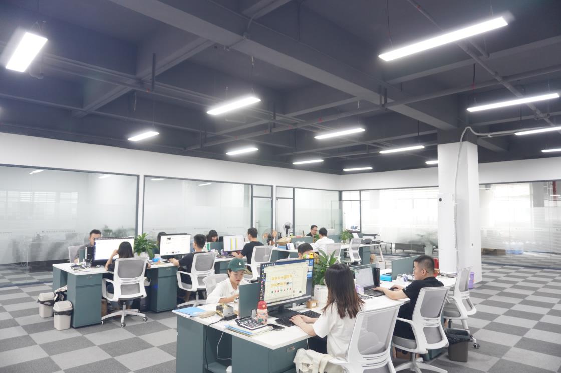 MaxcolorLED Office